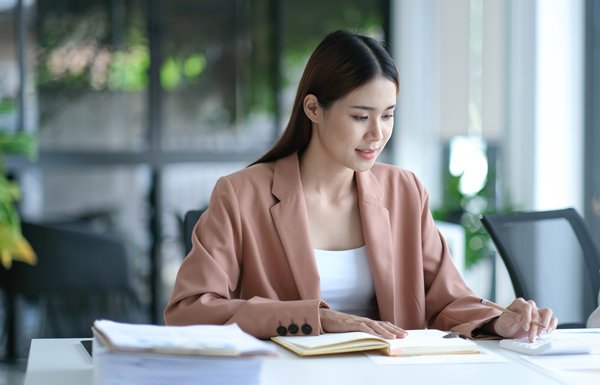集團管控：統(tǒng)一財務管理，實現(xiàn)財務集中控制