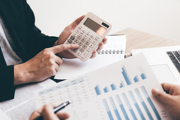 企業(yè)預(yù)算管理：一個全方位、多維度的財務(wù)管理策略
