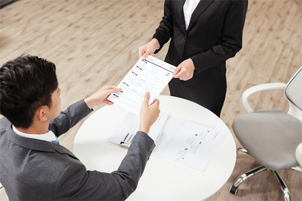 人力資源與業(yè)務(wù)戰(zhàn)略融合，推動企業(yè)持續(xù)發(fā)展與創(chuàng)新