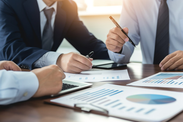 企業(yè)設(shè)立預(yù)算管理小組是不是由個(gè)人組建的？
