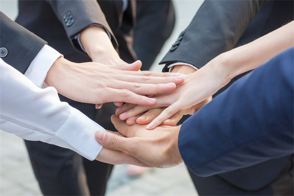 員工激勵(lì)策略：如何精準(zhǔn)匹配個(gè)人需求與企業(yè)目標(biāo)？