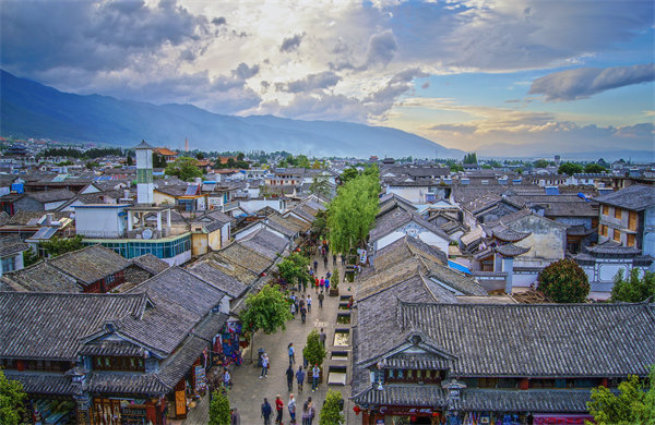 國慶多元場景拓展消費(fèi)體驗(yàn)，對(duì)景區(qū)旅游業(yè)有何啟示？