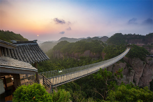 臺(tái)州管理咨詢機(jī)構(gòu)如何助力企業(yè)戰(zhàn)略規(guī)劃落地？