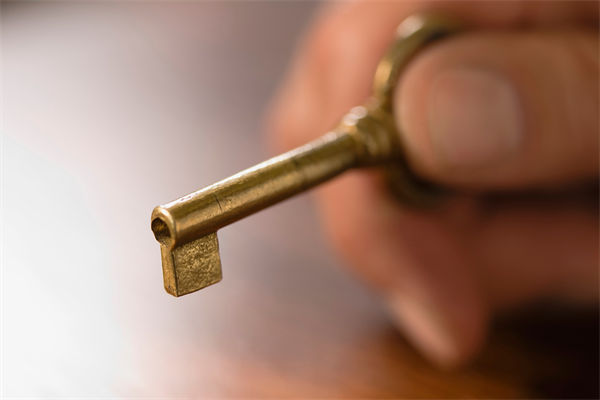 企業(yè)績(jī)效持續(xù)低迷，績(jī)效咨詢?nèi)绾沃?shí)現(xiàn)觸底反彈？