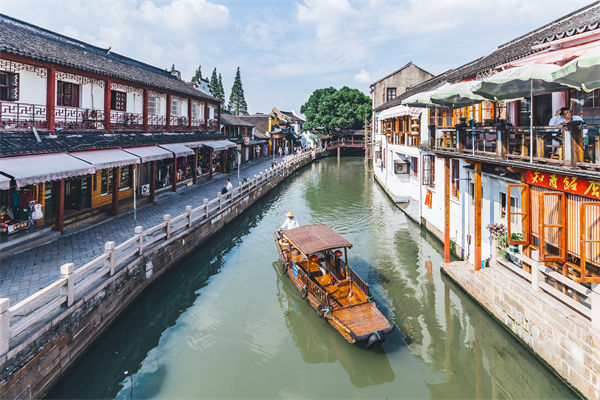 以文化賦能經濟社會發(fā)展，企業(yè)營銷管理對此有何啟發(fā)？