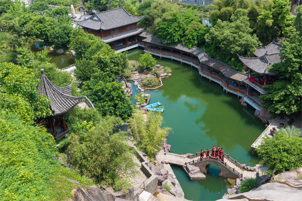 溫州戰(zhàn)略咨詢公司可以提供哪些有效的商業(yè)模式創(chuàng)新方案？