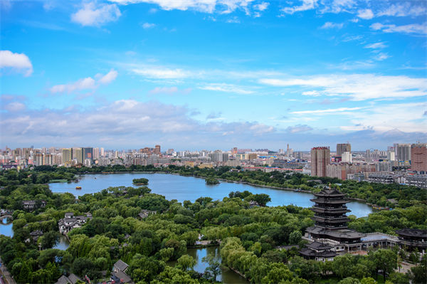 企業(yè)效益下滑，濟(jì)南企業(yè)管理咨詢?nèi)绾尉珳?zhǔn)診斷并逆勢(shì)破局？
