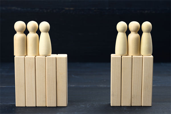 企業(yè)文化標(biāo)語掛滿墻，為何員工依然缺乏認(rèn)同感？